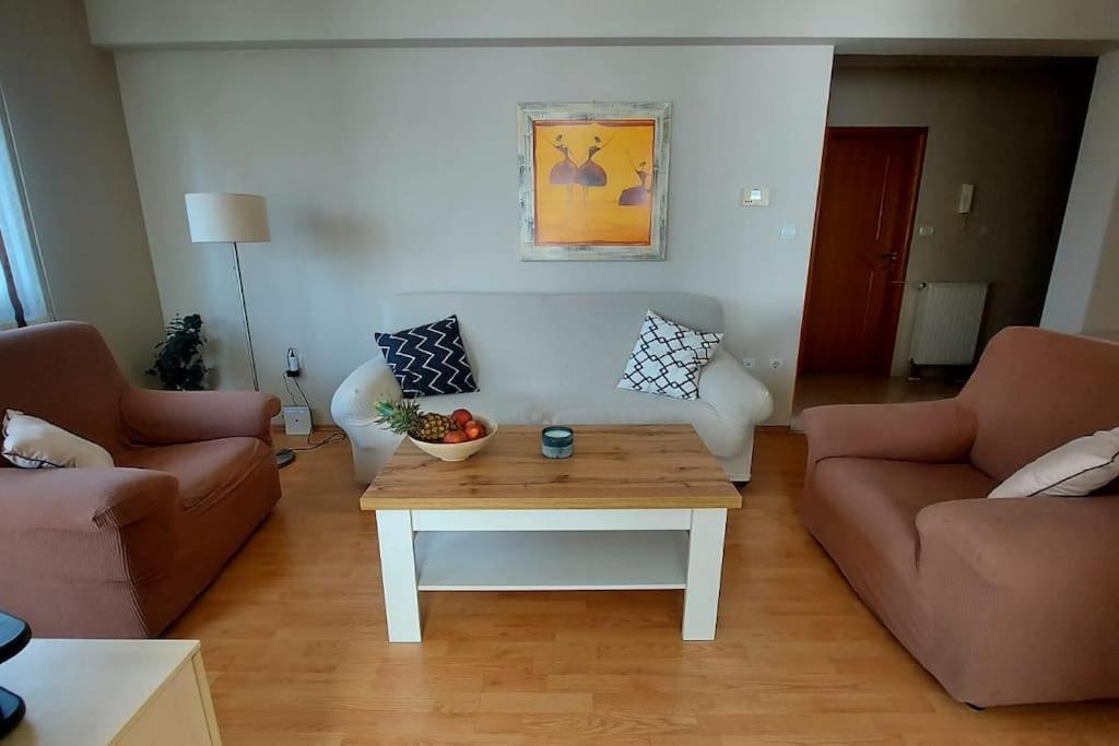 Apartman Ana Pula - Calm, Free Parking, Close To Center Bagian luar foto